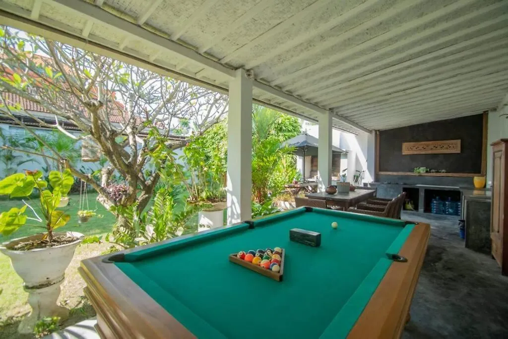 Villa Putih Seminyak  Indonesia