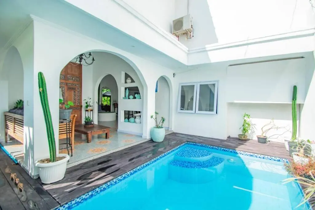Villa Putih Seminyak  Indonesia