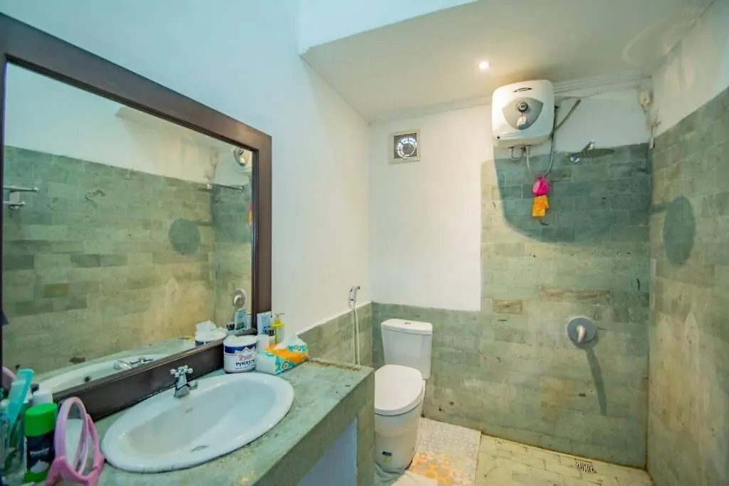 Villa Putih Seminyak