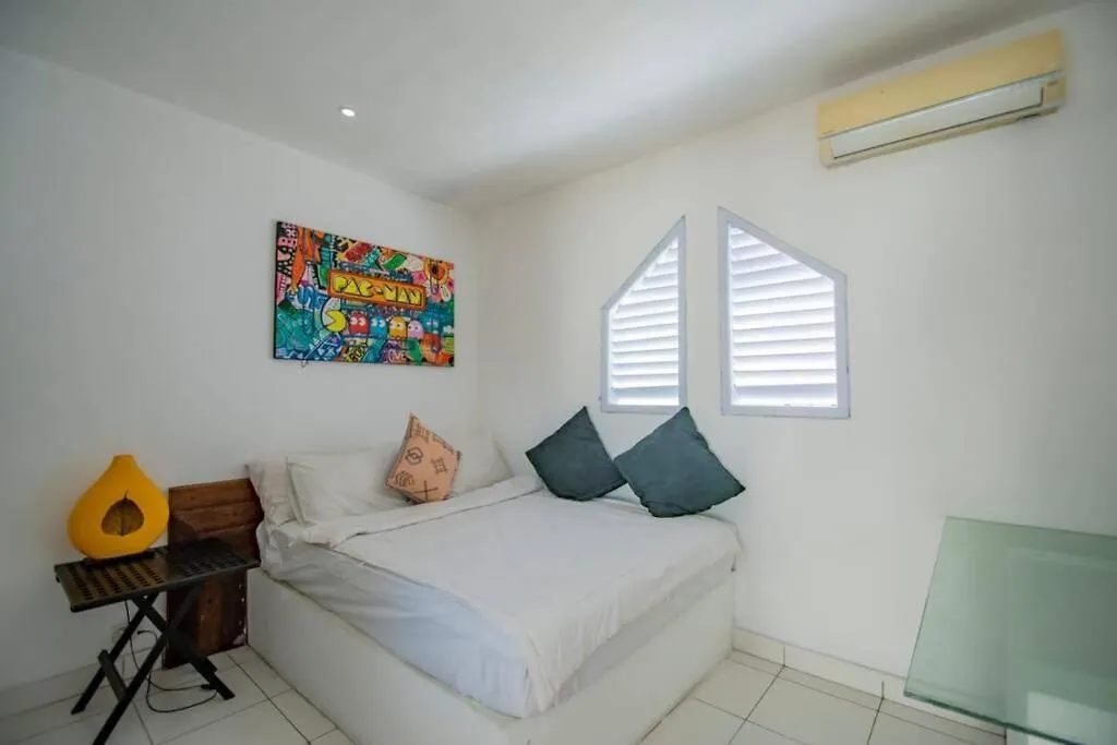 Villa Putih Seminyak