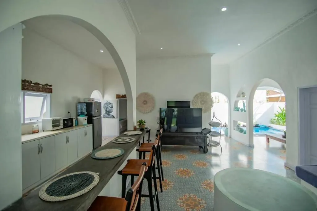 Villa Putih Seminyak  0*, Seminyak (Bali) Indonesia